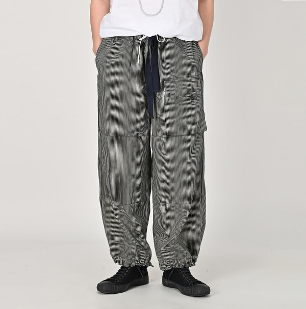 Mugihiko Denim 908 Tent Pants Female Model