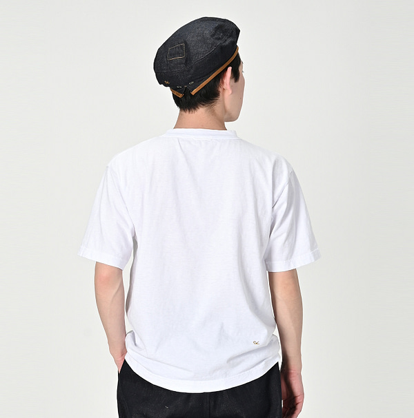 Iron Embroidery Konokki-kun 908 T-shirt Male Model