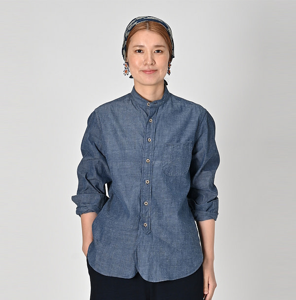 Ai Khadi OX 908 Loafer Stand Shirt Female Model