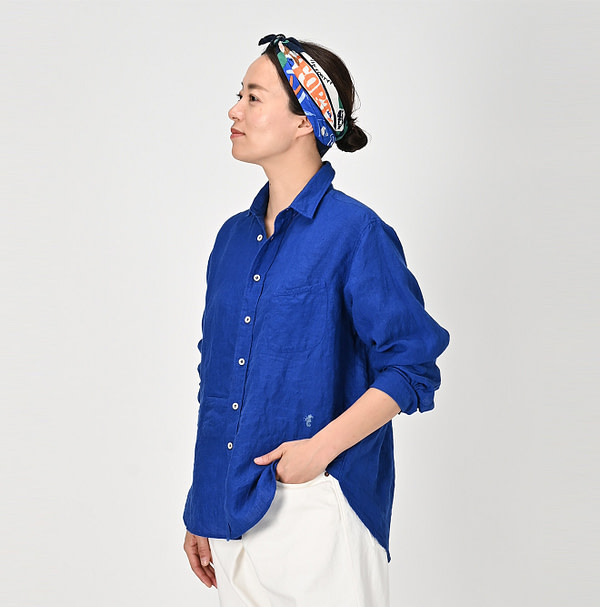Indian Linen Chambray 908 Petite Collar Ocean Shirt Female Model