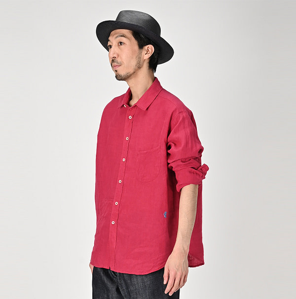 Indian Linen Chambray 908 Petite Collar Ocean Shirt Male Model