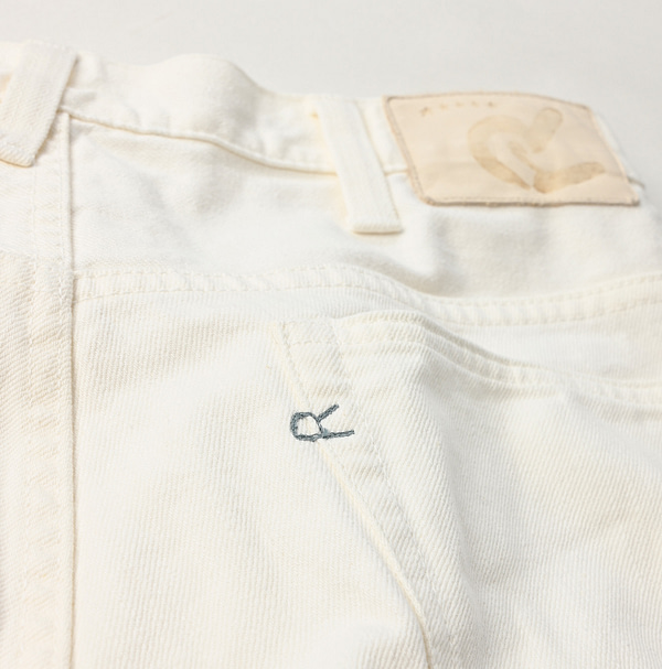 Rye Mugi Denim Crosby White Detail