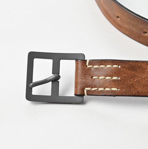 Vintage Leather Belt Detail