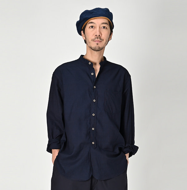 Indigo 504 OX 908 Loafer Stand Shirt Male Model