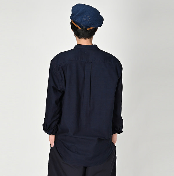 Indigo 504 OX 908 Loafer Stand Shirt Male Model