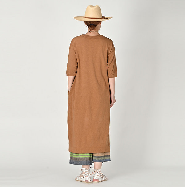 Tenjiku 45 Star Short Sleeve Dress Camel Female Model