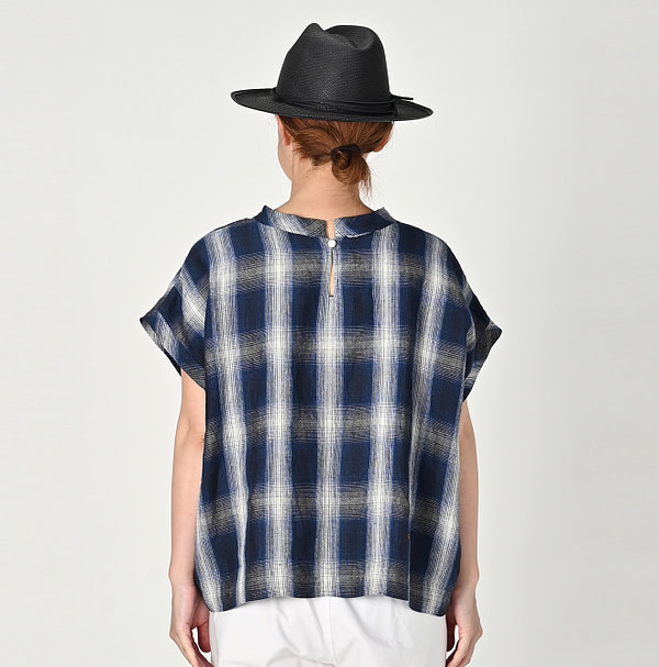 Indian Linen Twill Shadow Check M Camisole Female Model