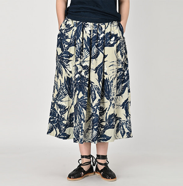 Indigo Eastern Aloha Print Easy Gather Skirt Female Model