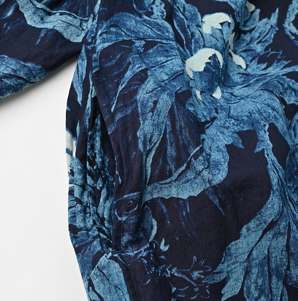 Indigo Eastern Aloha Print Puff Dress Detail