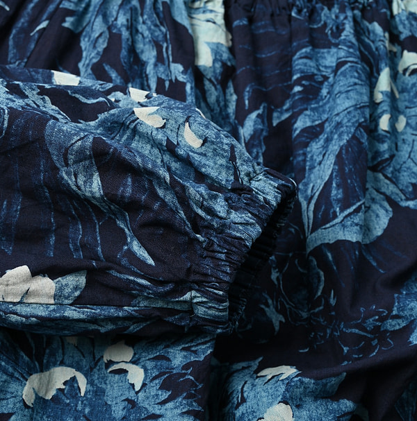 Indigo Eastern Aloha Print Puff Dress Detail