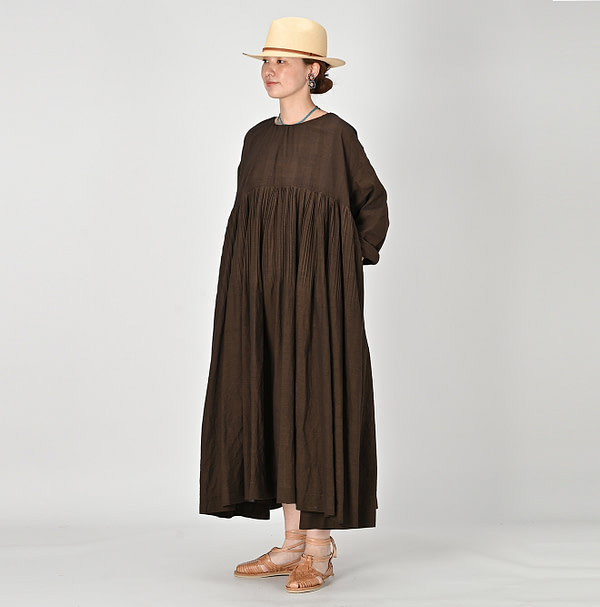 Indian Khadi Pleats Dress Female Model