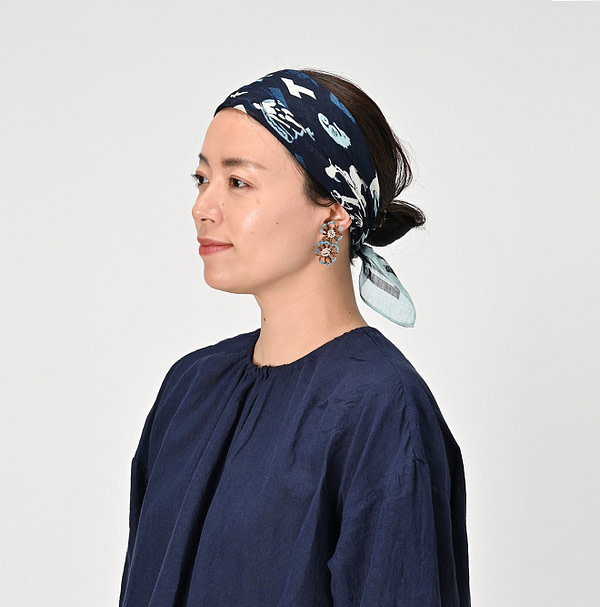 Indigo Gauze Paniolo Bandana Female Model