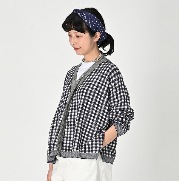 Gingham Jacquard Cache-Coeur Female Model