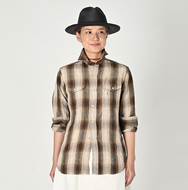 Indian Linen Twill 908 Shadow Check Eastern Shirt Female Model