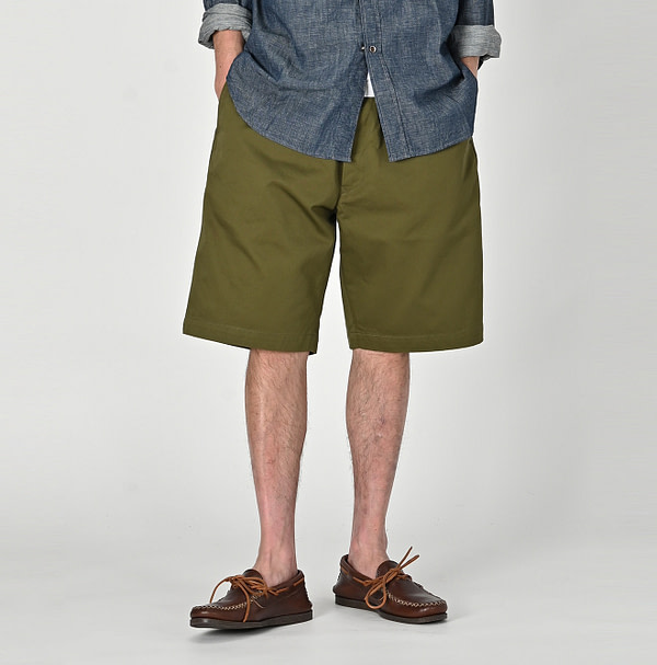 908 Double Thread Chino Poppo Short Male Model