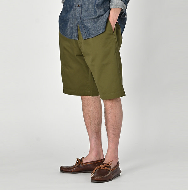 908 Double Thread Chino Poppo Short Male Model