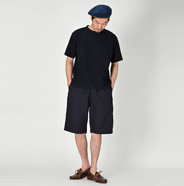 Weather Easy 908 Poppo Short Pants Male Model