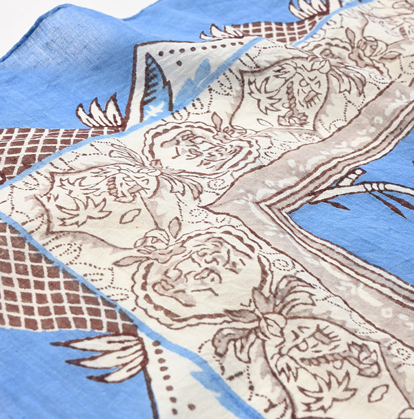 Indian Khadi Sarasa Bandana Detail