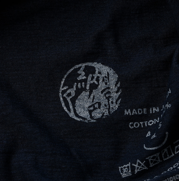 Indigo 908 Ocean T-shirt Long Sleeve Detail