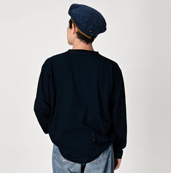 Indigo 908 Ocean T-shirt Long Sleeve Male Model