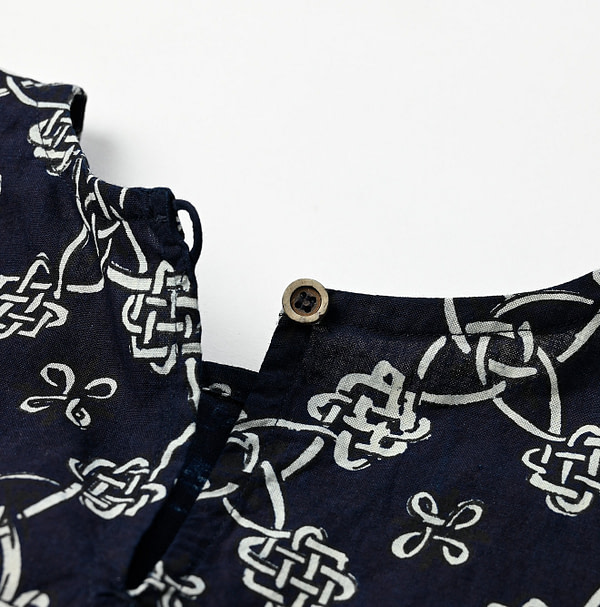 Indigo Picture Book Bandana M Camisole Detail