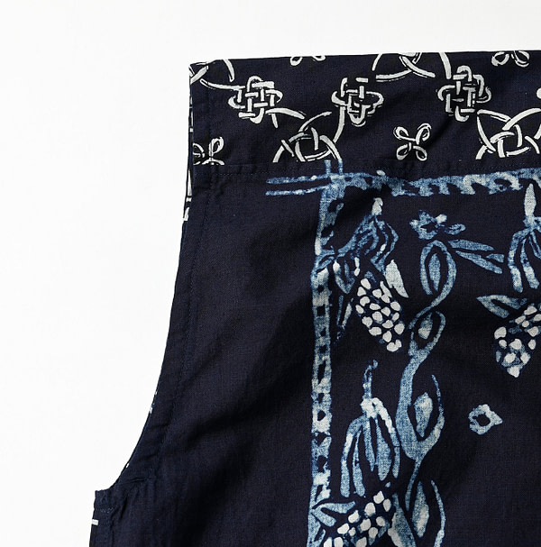 Indigo Picture Book Bandana M Camisole Detail