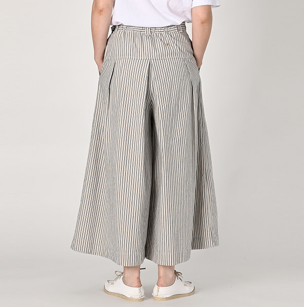 Cook Weather Long Culotte Skirt Female Model