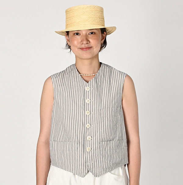 Cook Weather 908 Vest Female Model