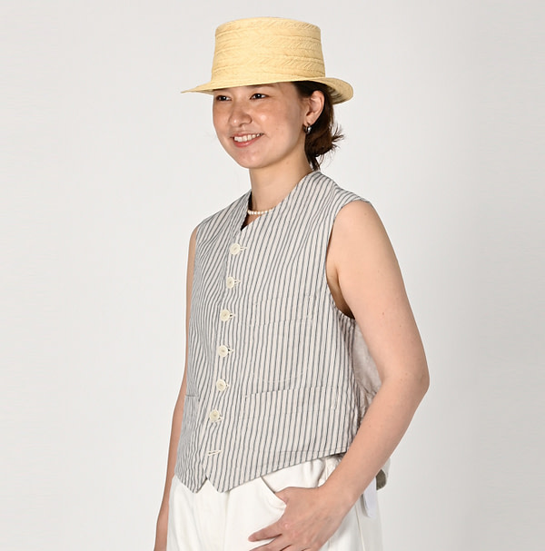Cook Weather 908 Vest Female Model
