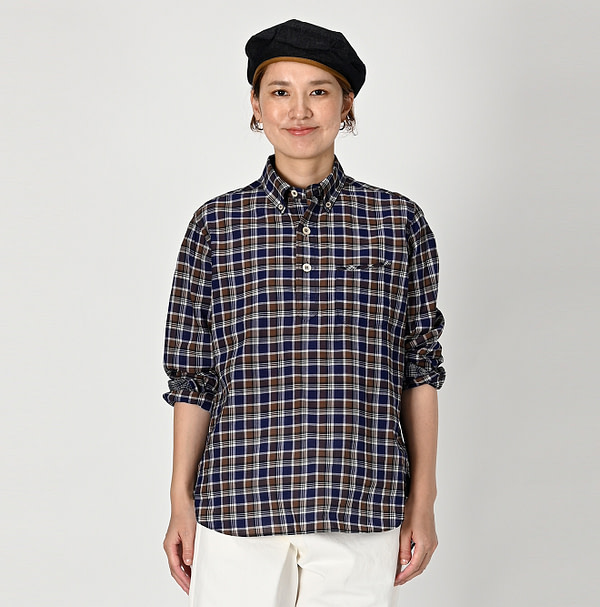 Autumn Breeze Khadi 908 Loafer Button Down Pull Shirt Female Model