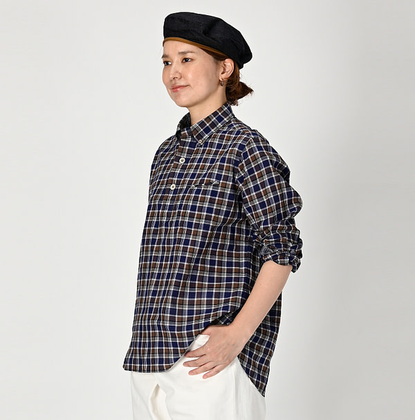 Autumn Breeze Khadi 908 Loafer Button Down Pull Shirt Female Model