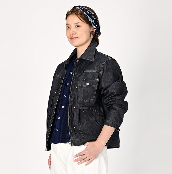 Rye Mugi Denim 908 Crosby Denim Jacket Itchora Female Model