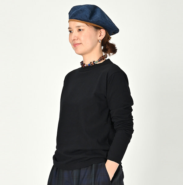 45 Star 908 Long Sleeve T-shirt Female Model