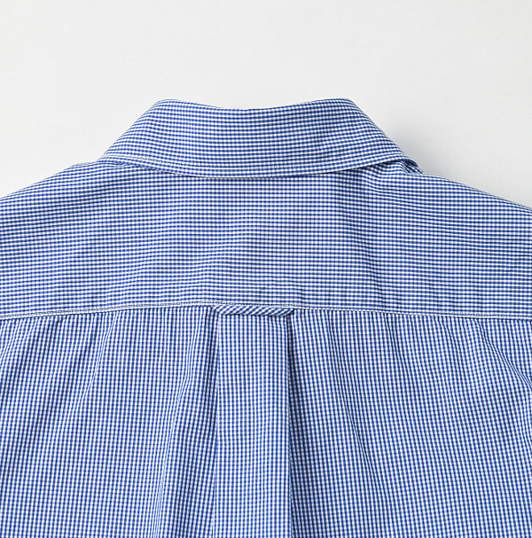 No.180 Miko Petite Loafer Shirt Detail