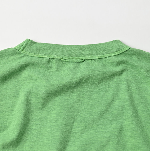 Plant Dyed Tenjiku 908 Ocean T-shirt Detail