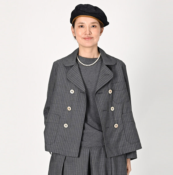 Combed Wool Annie Double Jacket Female Model