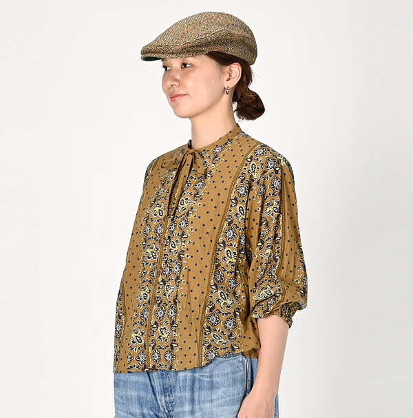 Paisley Dot Stripe Ribbon Blouse Female Model