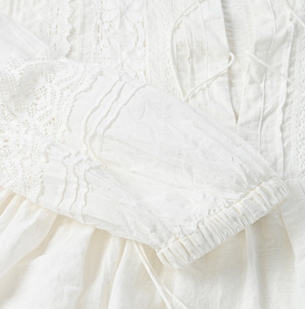 Khadi de Lace Blouse White Detail