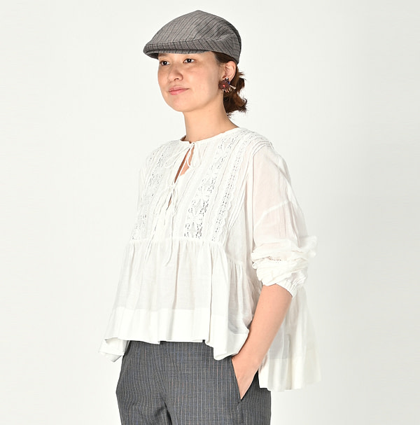 Khadi de Lace Blouse White Female Model