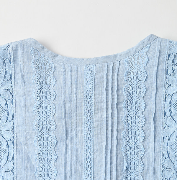 Khadi de Lace Blouse Detail