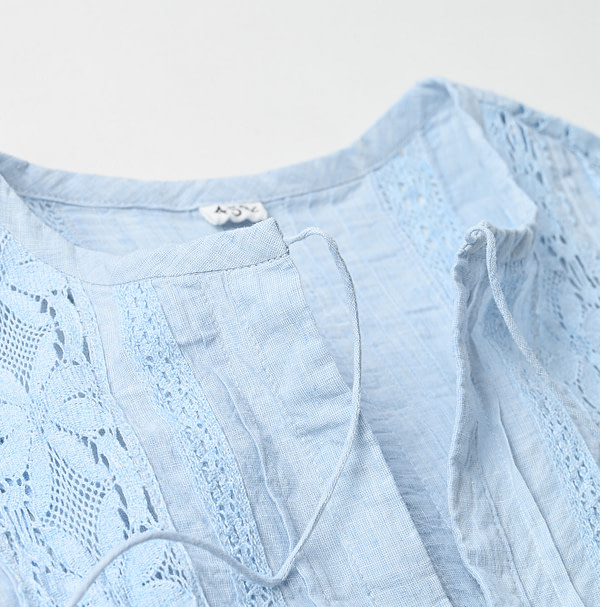 Khadi de Lace Blouse Detail