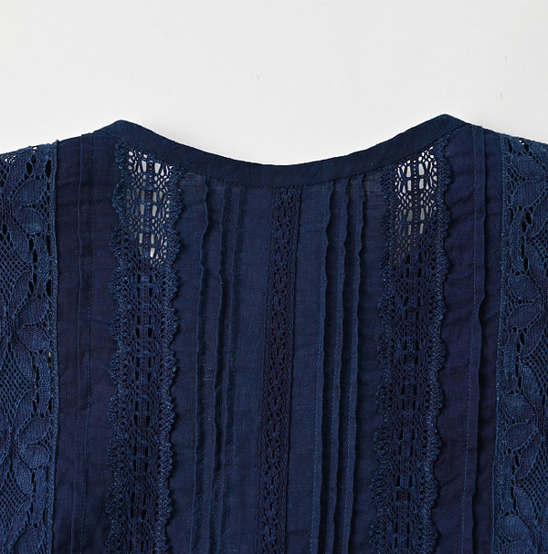 Ai Indian Khadi de Lace Blouse Detail