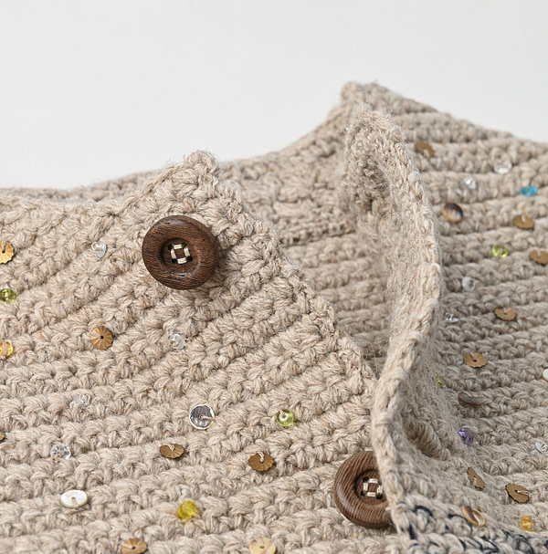 Tamatebako Crochet Beads Embroidery Vest Detail