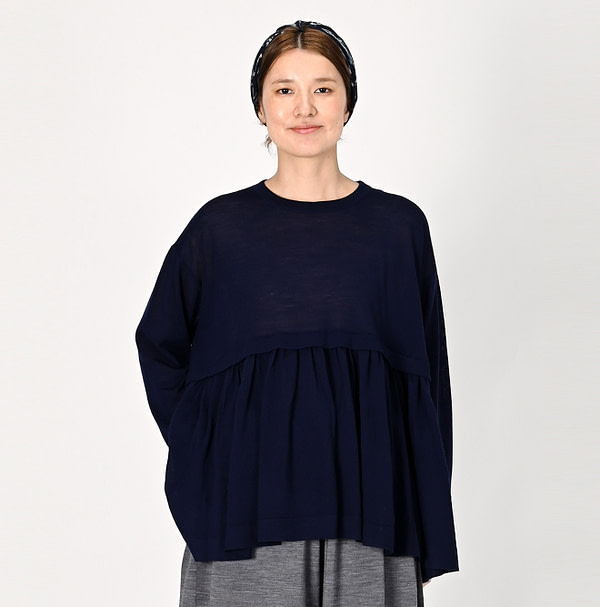 Combed Wool Tenjiku Tiered Tunic Female Model