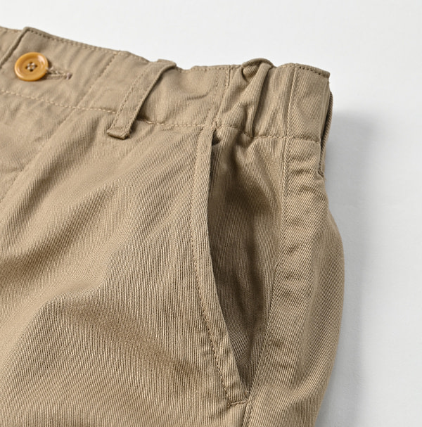 Okome Chino Chir-go Skirt Detail