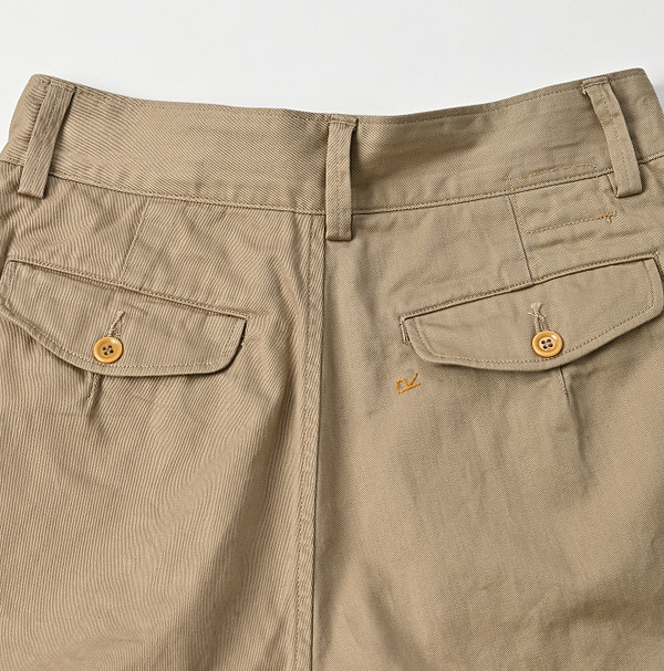 Okome Chino Charlotte Baggy Detail