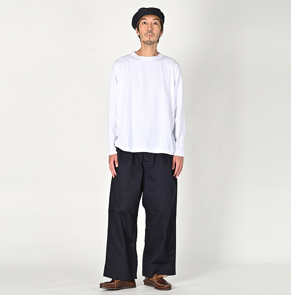 Okome Chino Charlotte Baggy Male Model