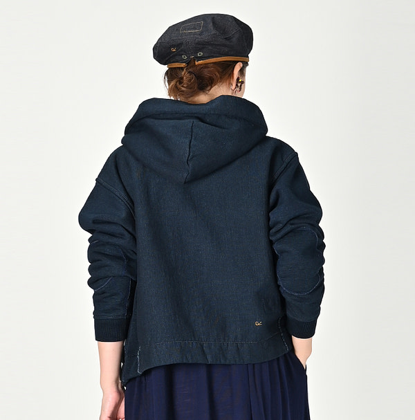 Indigo Hokkaido Hon Urake Outer Hoodie Nou Female Model