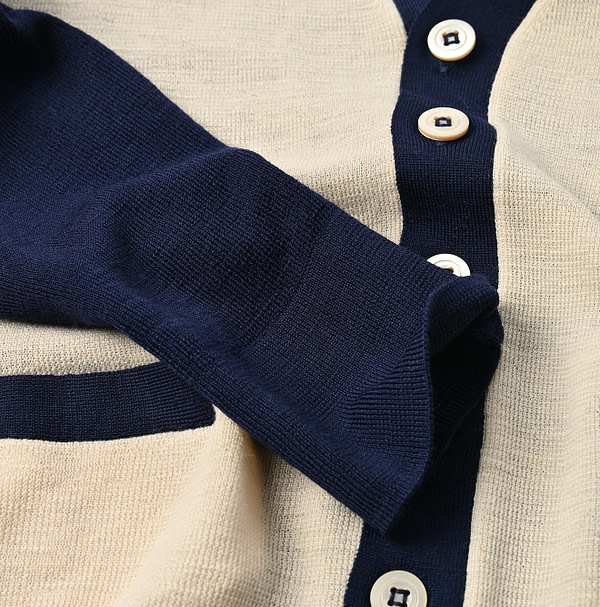 Combed Wool 908 Rib Cleric Cardigan Detail