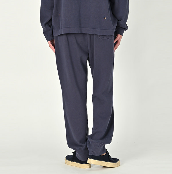 Tenjiku Knitsew 908 Pants Male Model